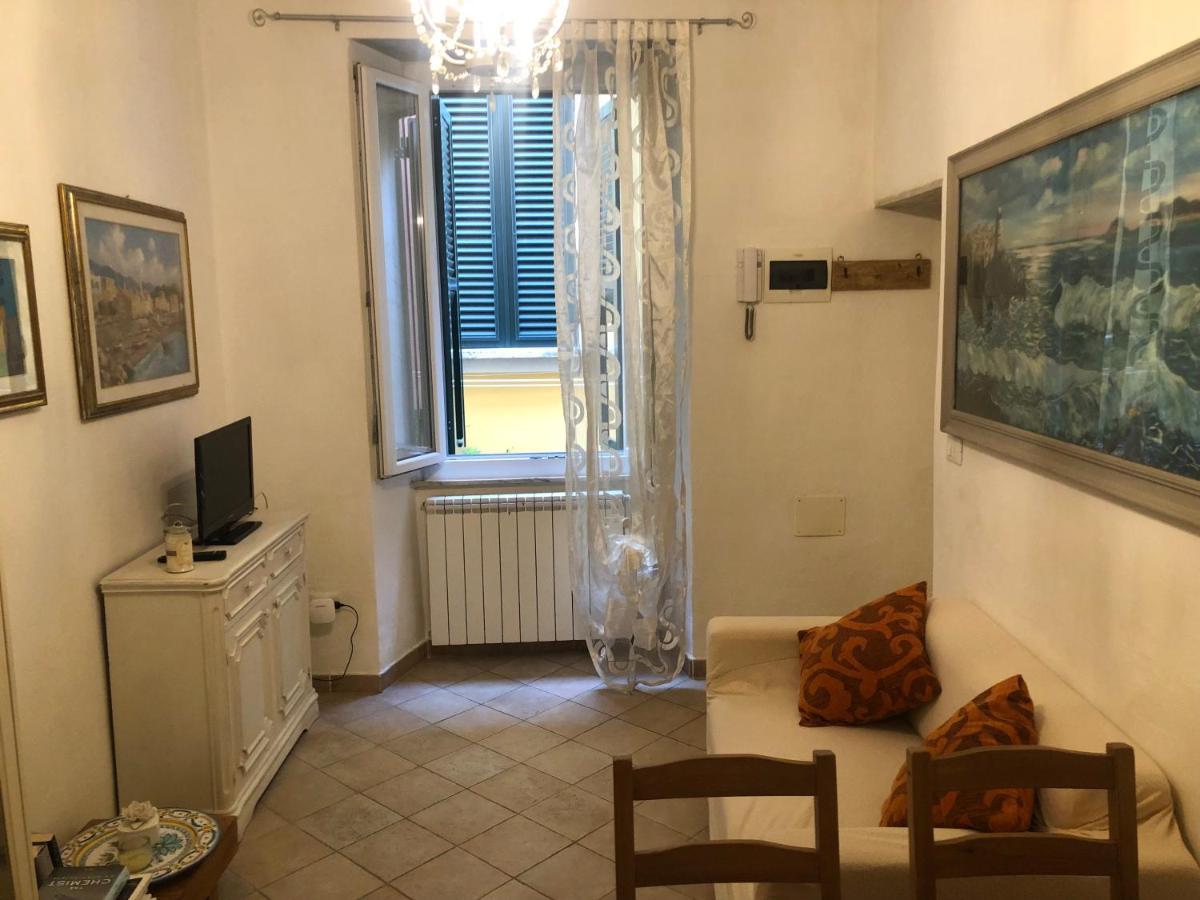 Casa Gabry In Centro Appartamento Sarzana Esterno foto