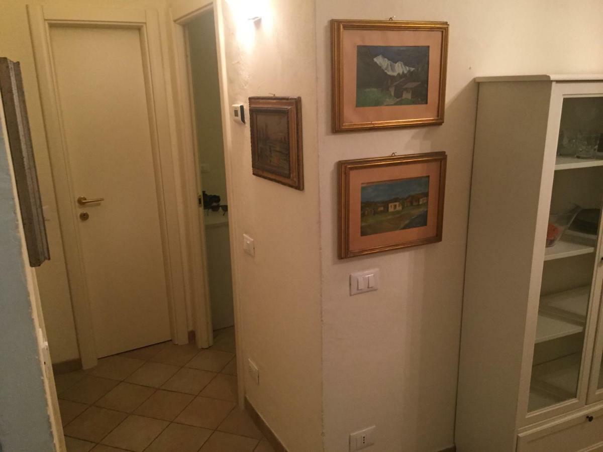 Casa Gabry In Centro Appartamento Sarzana Esterno foto