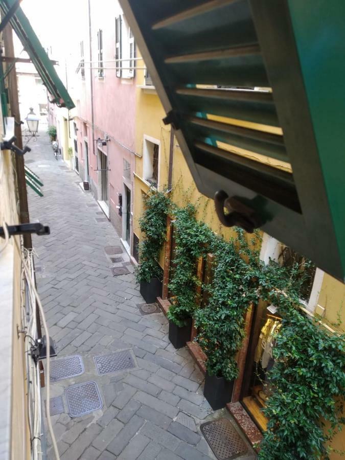 Casa Gabry In Centro Appartamento Sarzana Esterno foto